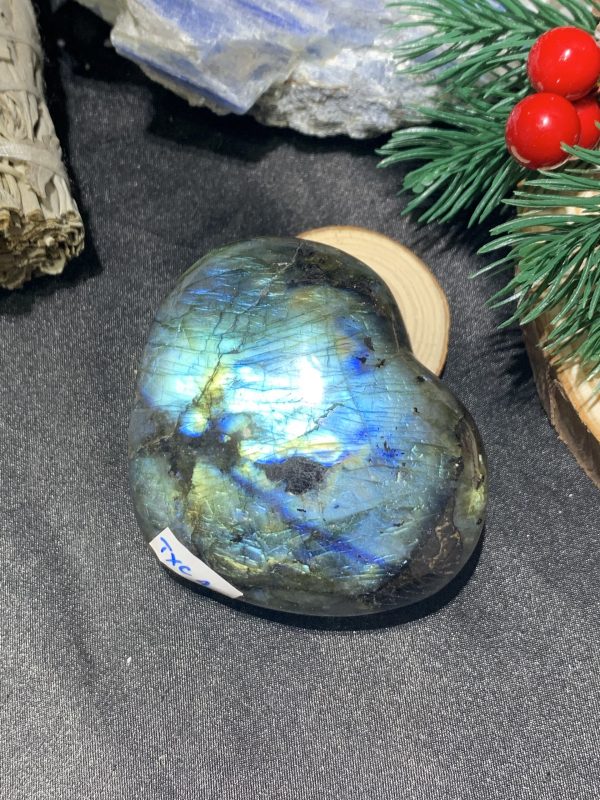 TRÁI TIM ĐÁ XÀ CỪ – Labradorite (TXC4) – KT: 6,7*5,4CM, KL: 0,18KG