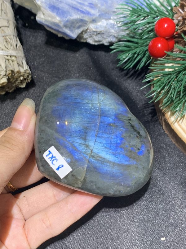 TRÁI TIM ĐÁ XÀ CỪ – Labradorite (TXC8) – KT: 6,36 *7,32CM, KL: 0,192KG