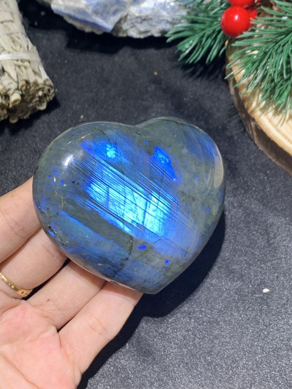 TRÁI TIM ĐÁ XÀ CỪ – Labradorite (TXC9) – KT: 6,17*7,11CM, KL: 0,174KG