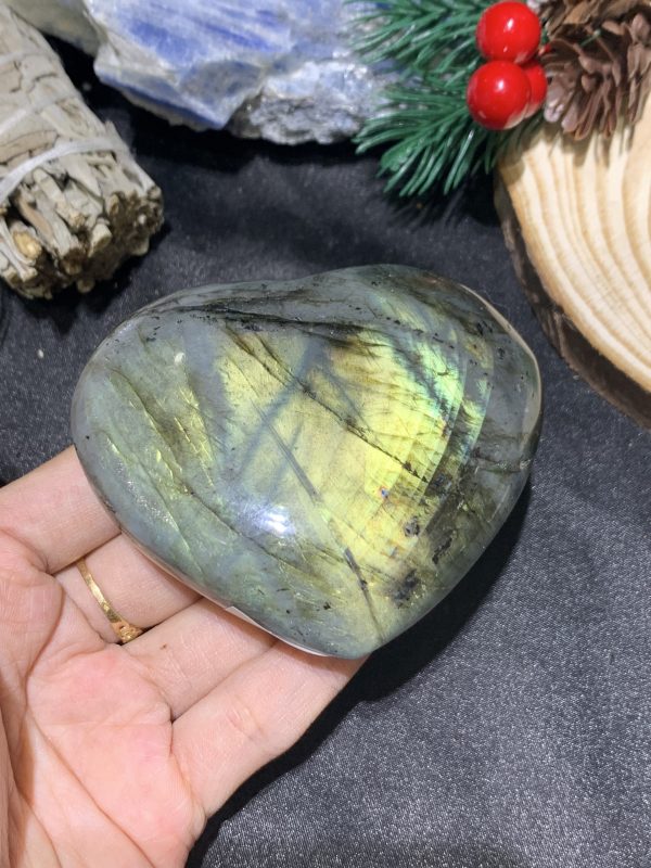 TRÁI TIM ĐÁ XÀ CỪ – Labradorite (TXC16) – KT: 3,49*7,67CM, KL: 0,230KG