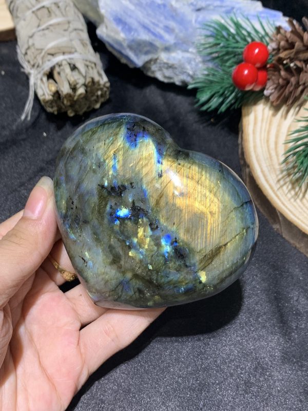 TRÁI TIM ĐÁ XÀ CỪ – Labradorite (TXC18) – KT: 7,16*8,13CM, KL: 0,28KG