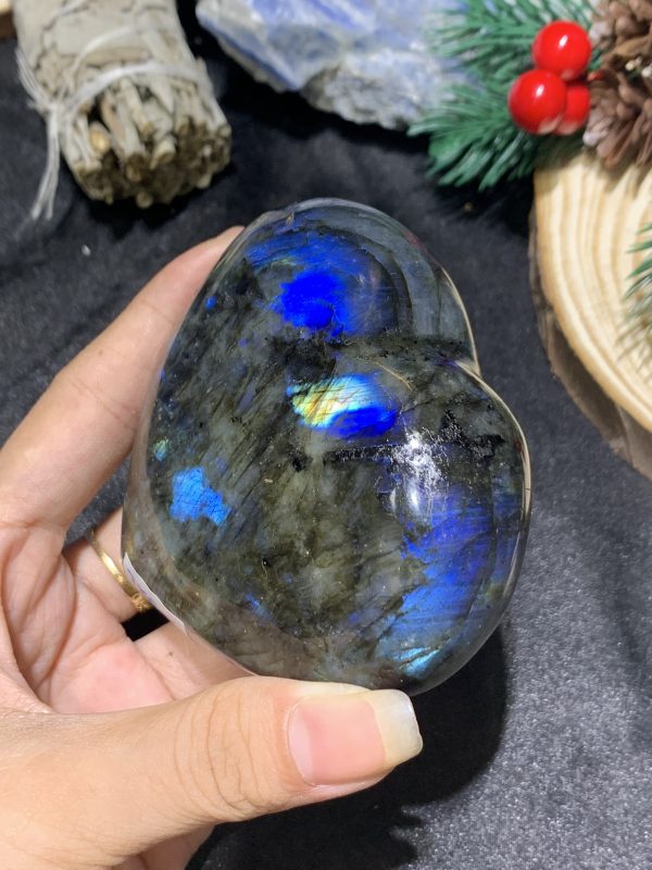 TRÁI TIM ĐÁ XÀ CỪ – Labradorite (TXC18) – KT: 7,16*8,13CM, KL: 0,28KG