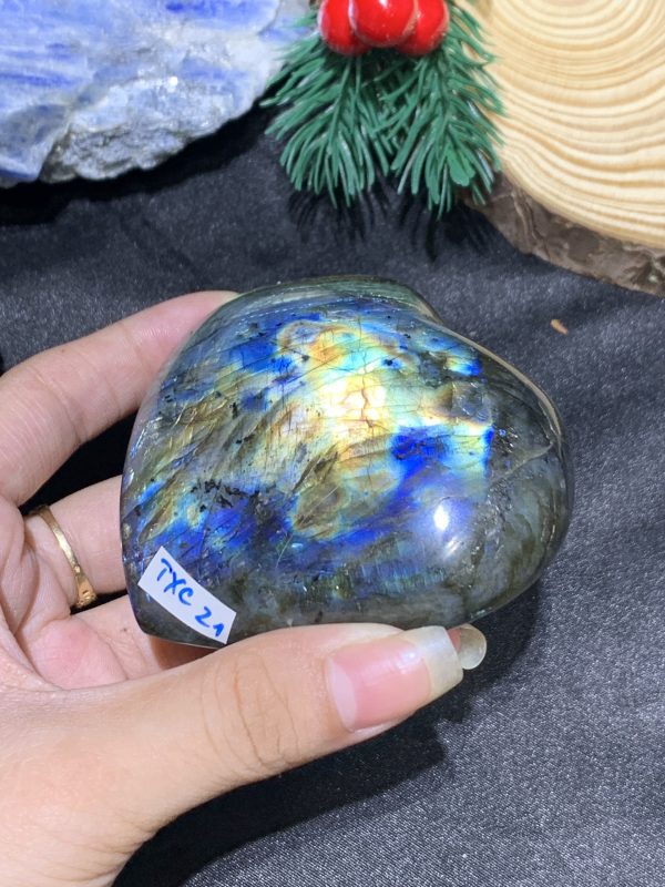 TRÁI TIM ĐÁ XÀ CỪ – Labradorite (TXC21) – KT: 6,9*7,73CM, KL: 0,236KG