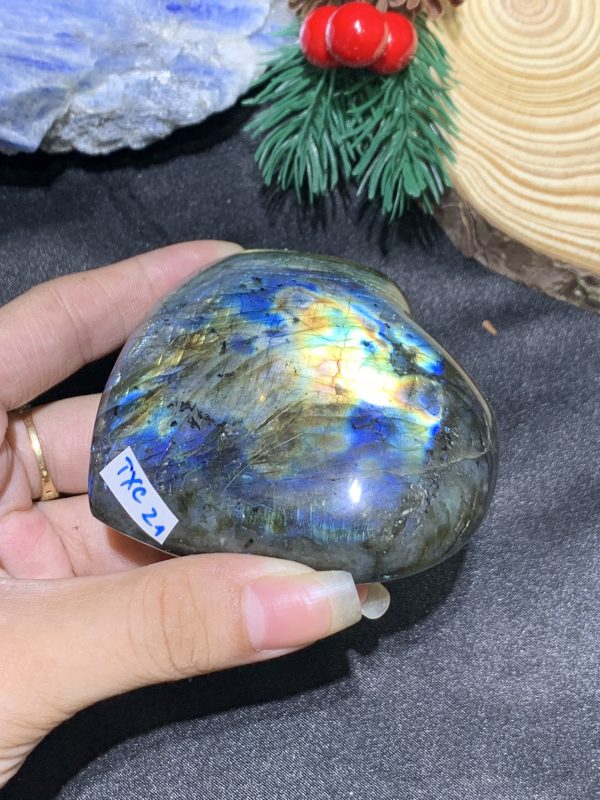 TRÁI TIM ĐÁ XÀ CỪ – Labradorite (TXC21) – KT: 6,9*7,73CM, KL: 0,236KG