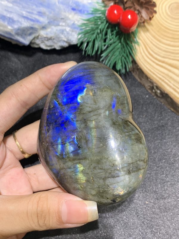 TRÁI TIM ĐÁ XÀ CỪ – Labradorite (TXC28) – KT: 6,5*7,58CM, KL: 0,234KG