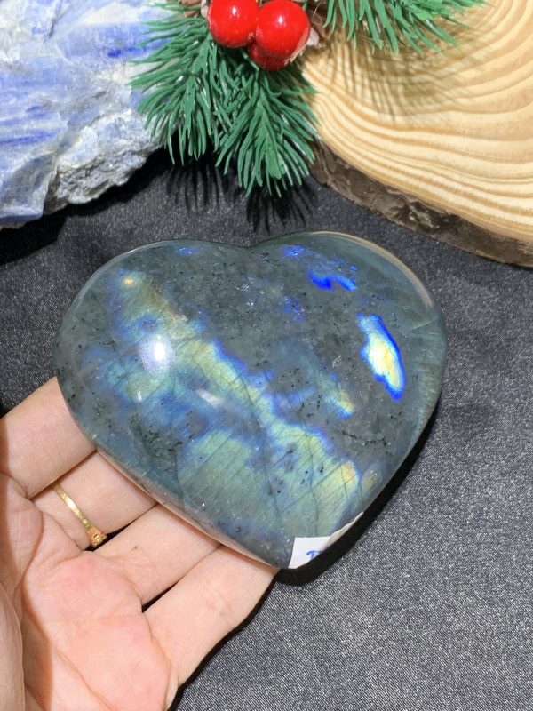 TRÁI TIM ĐÁ XÀ CỪ – Labradorite (TXC36) – KT: 7,06*8,27CM, KL:0,298KG