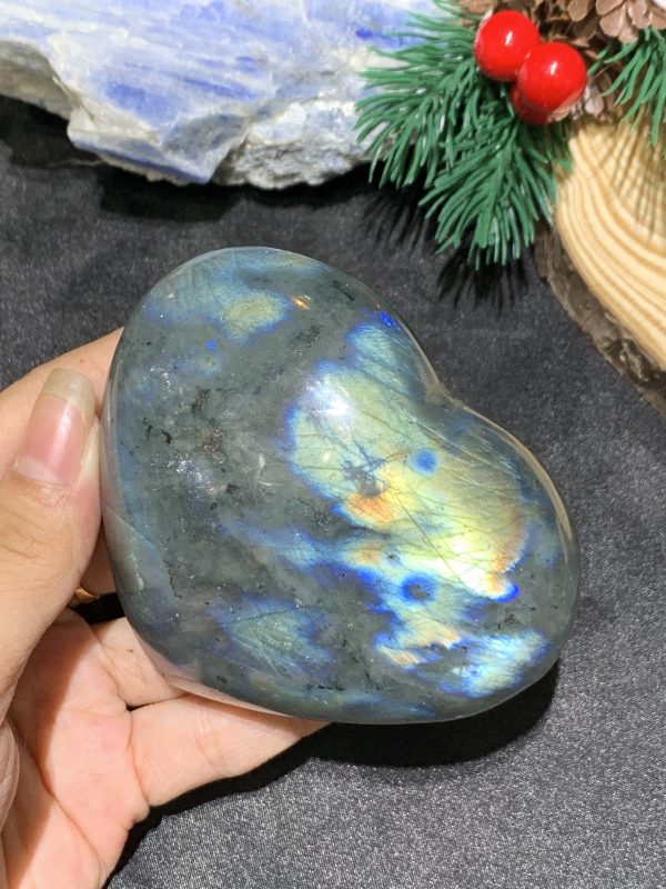 TRÁI TIM ĐÁ XÀ CỪ – Labradorite (TXC36) – KT: 7,06*8,27CM, KL:0,298KG