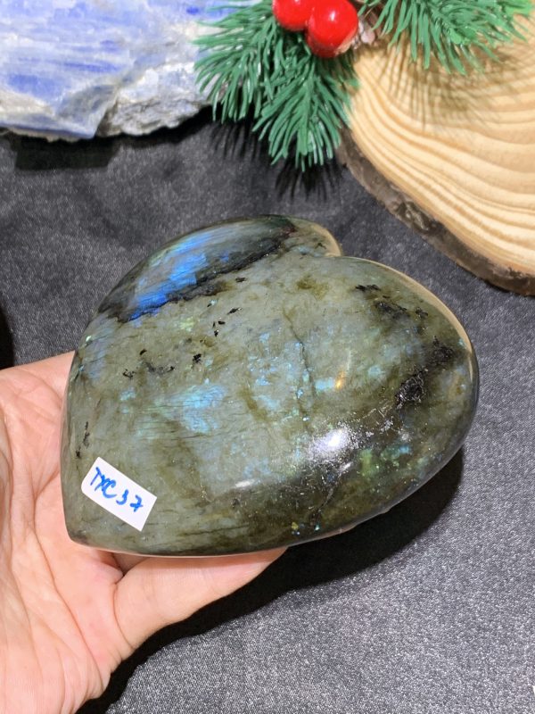 TRÁI TIM ĐÁ XÀ CỪ – Labradorite (TXC37) – KT: 9,04*9,26CM, KL: 0,414KG