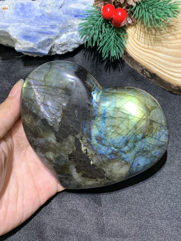 TRÁI TIM ĐÁ XÀ CỪ – Labradorite (TXC39) – KT: 9,4*10,94CM, KL: 0,546KG