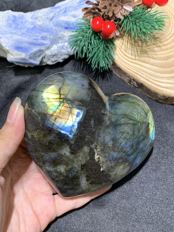 TRÁI TIM ĐÁ XÀ CỪ – Labradorite (TXC39) – KT: 9,4*10,94CM, KL: 0,546KG