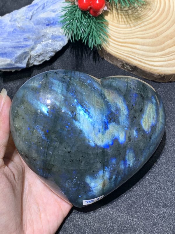 TRÁI TIM ĐÁ XÀ CỪ – Labradorite (TXC41) – KT: 10,34*11,4CM, KL: 0,792KG