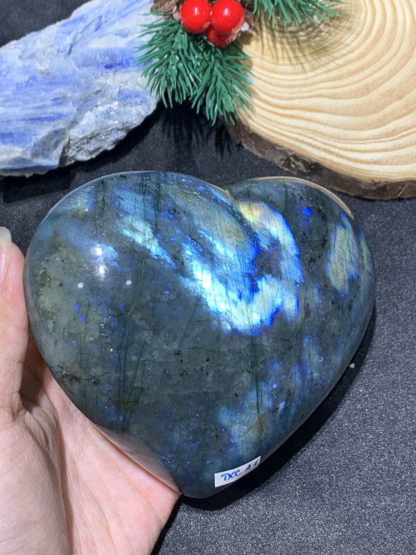 TRÁI TIM ĐÁ XÀ CỪ – Labradorite (TXC41) – KT: 10,34*11,4CM, KL: 0,792KG