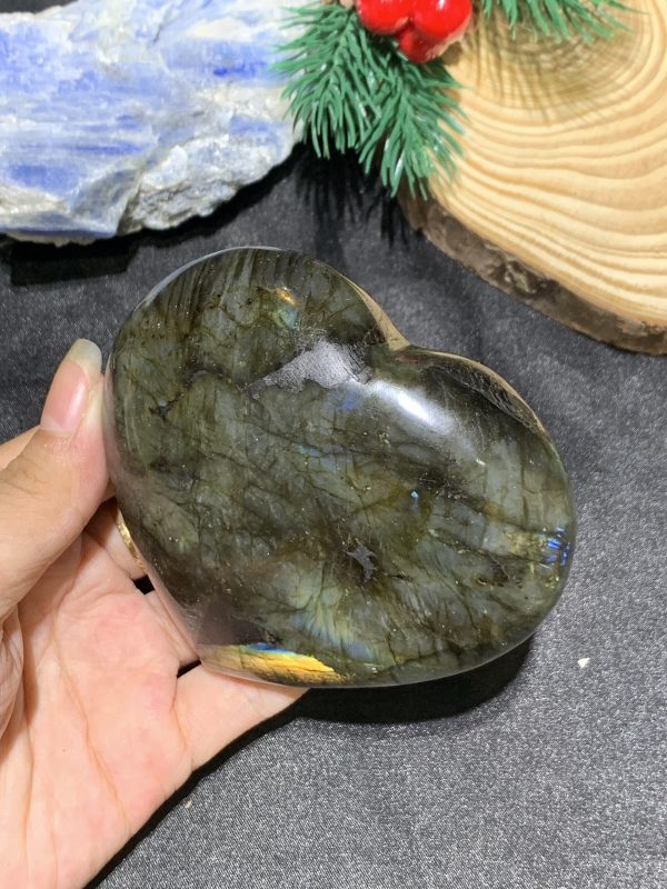 TRÁI TIM ĐÁ XÀ CỪ – Labradorite (TXC44) – KT: 7,7*8,52CM, KL: 0,294KG