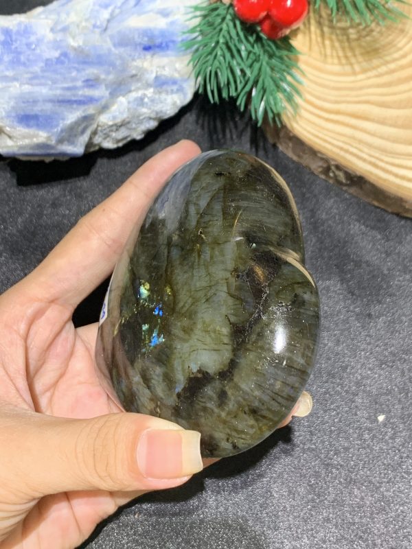 TRÁI TIM ĐÁ XÀ CỪ – Labradorite (TXC44) – KT: 7,7*8,52CM, KL: 0,294KG