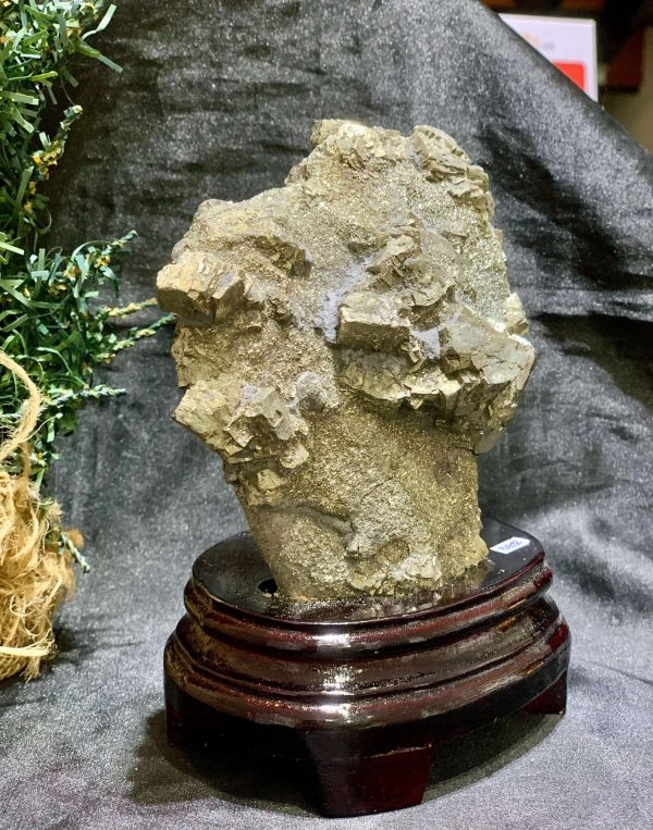 Tinh thể Vàng Găm – Pyrite (TVG22), KL: 1,57kg – KT:16,5*13cm