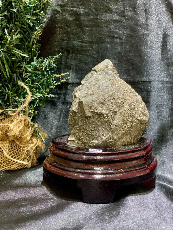 Tinh thể Vàng Găm – Pyrite (TVG25), KL: 1,262kg – KT:12*7cm