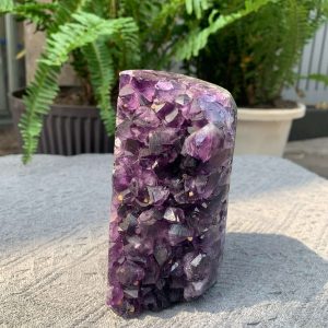 HỐC THẠCH ANH TÍM NHỎ – SMALL AMETHYST GEODE (TV521), KL: 1,326KG, KT: 13*6CM