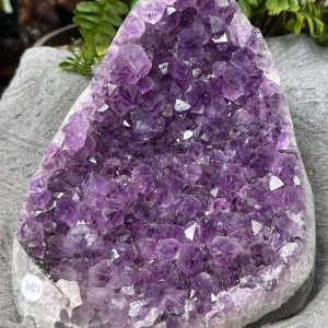 HỐC THẠCH ANH TÍM NHỎ – SMALL AMETHYST GEODE (TV527), KL: 2,18KG, KT: 17*12CM