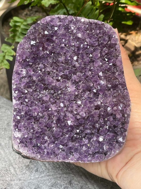 HỐC THẠCH ANH TÍM NHỎ – SMALL AMETHYST GEODE (TV545), KL: 1,106KG, KT: 12*10CM