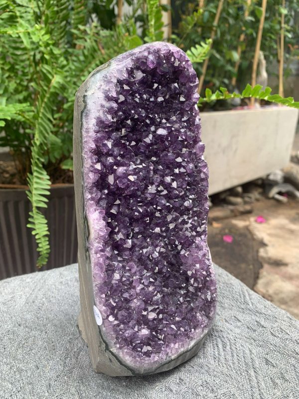 HỐC THẠCH ANH TÍM NHỎ – SMALL AMETHYST GEODE (TV546), KL: 2,222KG, KT: 20*9,5CM