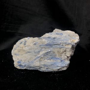 KYANITE SPECIMEN – TINH THỂ SƯU TẦM, KL: 0,512kg | CADA DECOR