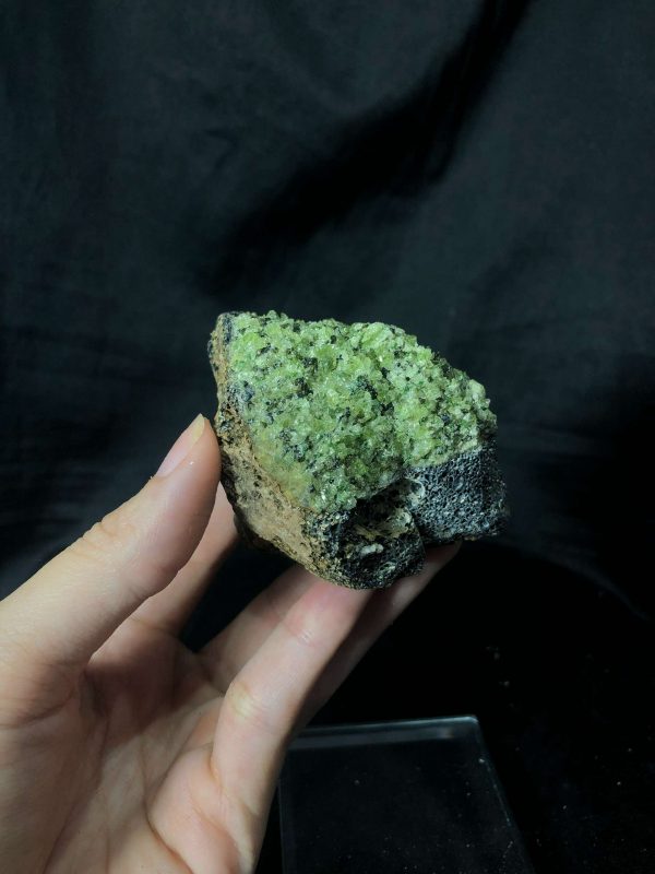 TINH THỂ PERIDOT SPECIMEN, KL: 127,8g | CADA DECOR