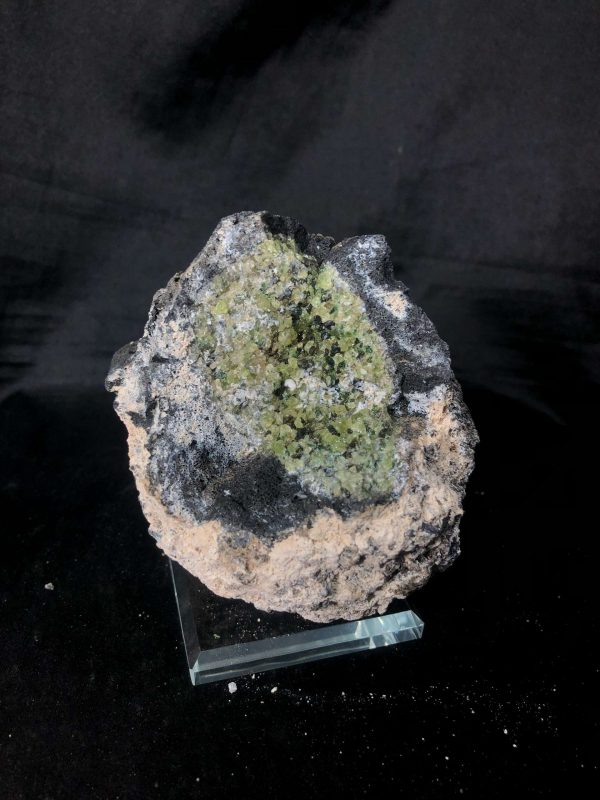 TINH THỂ PERIDOT SPECIMEN, KL: 654,1g | CADA DECOR