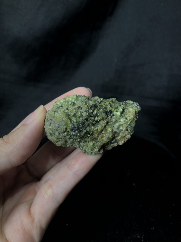 TINH THỂ PERIDOT SPECIMEN, KL: 55,7g | CADA DECOR