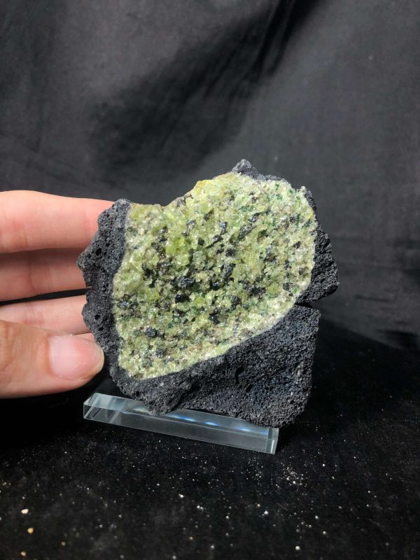 TINH THỂ PERIDOT SPECIMEN, KL: 236,6g | CADA DECOR