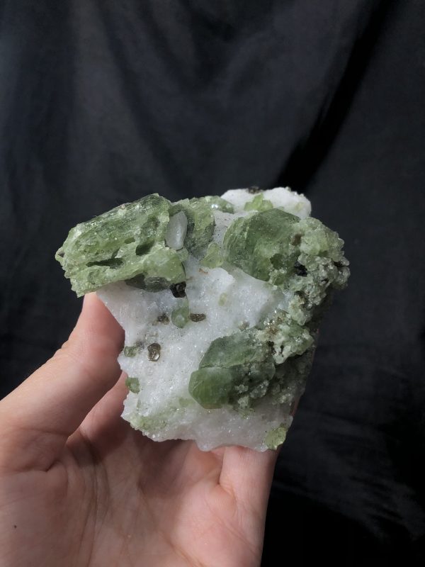 DIOPSITE SPECIMEN – TINH THỂ SƯU TẦM, KL: 275,7g | CADA DECOR