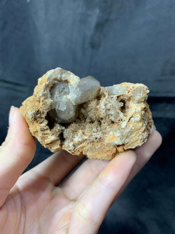 Agate Geode with Smoky Quartz - Hốc Mã Não cộng sinh tinh thể Thạch Anh Khói